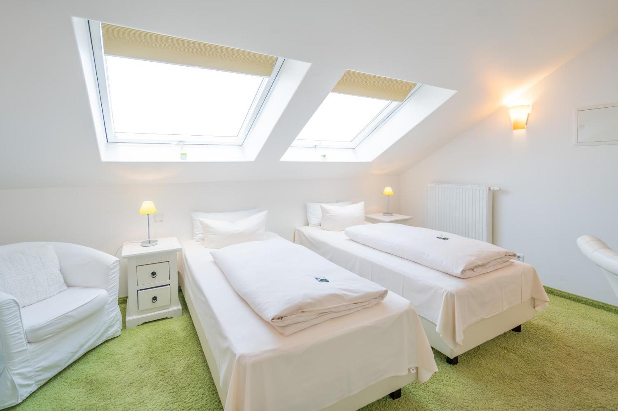 Landhaus Hotel Wolfratshausen Eksteriør billede