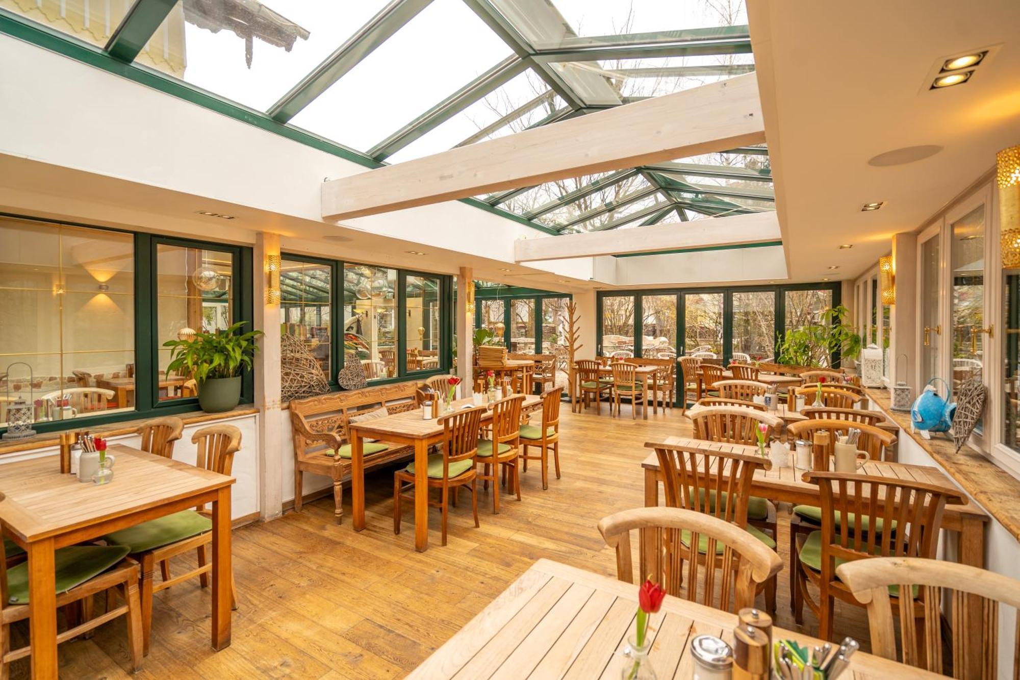 Landhaus Hotel Wolfratshausen Eksteriør billede