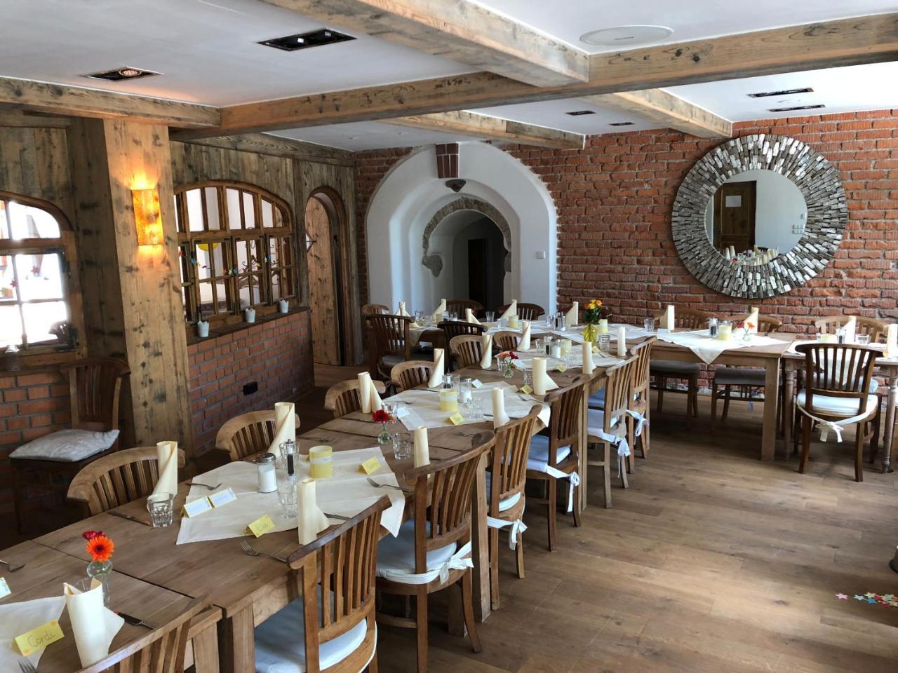 Landhaus Hotel Wolfratshausen Eksteriør billede