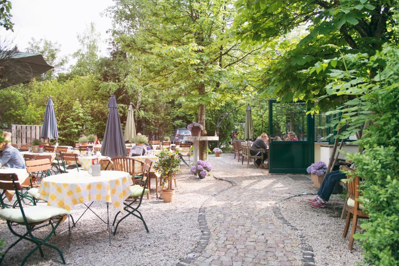 Landhaus Hotel Wolfratshausen Eksteriør billede